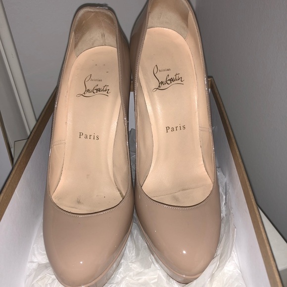 Christian Louboutin Shoes - Christian Louboutin nude jazz calf